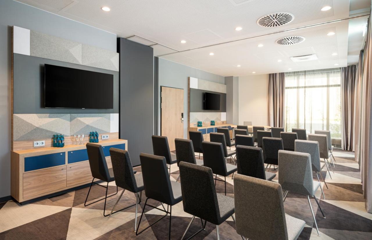 Holiday Inn Express - Rosenheim By Ihg Dış mekan fotoğraf